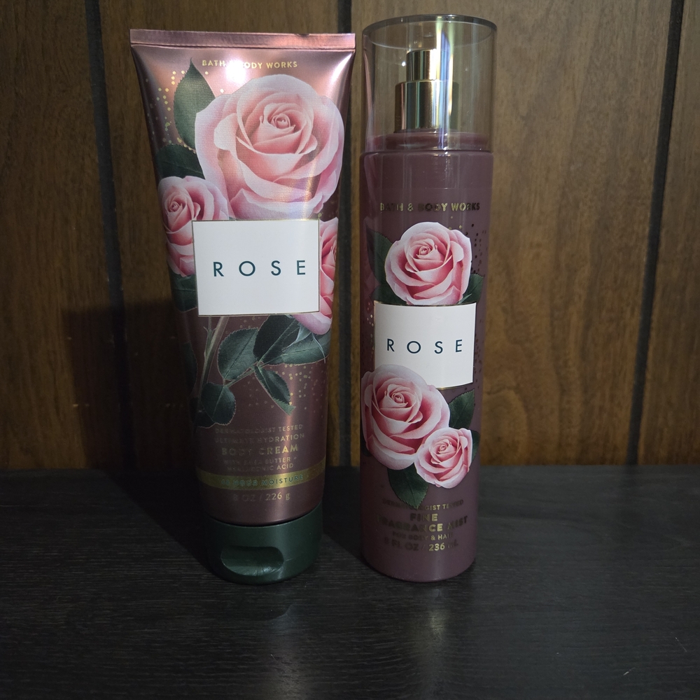 Bath & Body Works Rose Body Wash and Mist Set